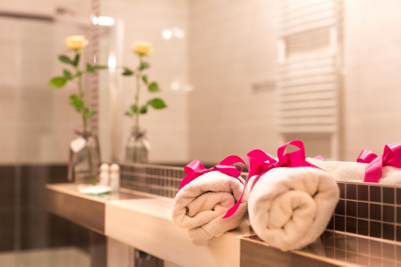 Pcd Aparthotel Wola Warszawa Zewnętrze zdjęcie
