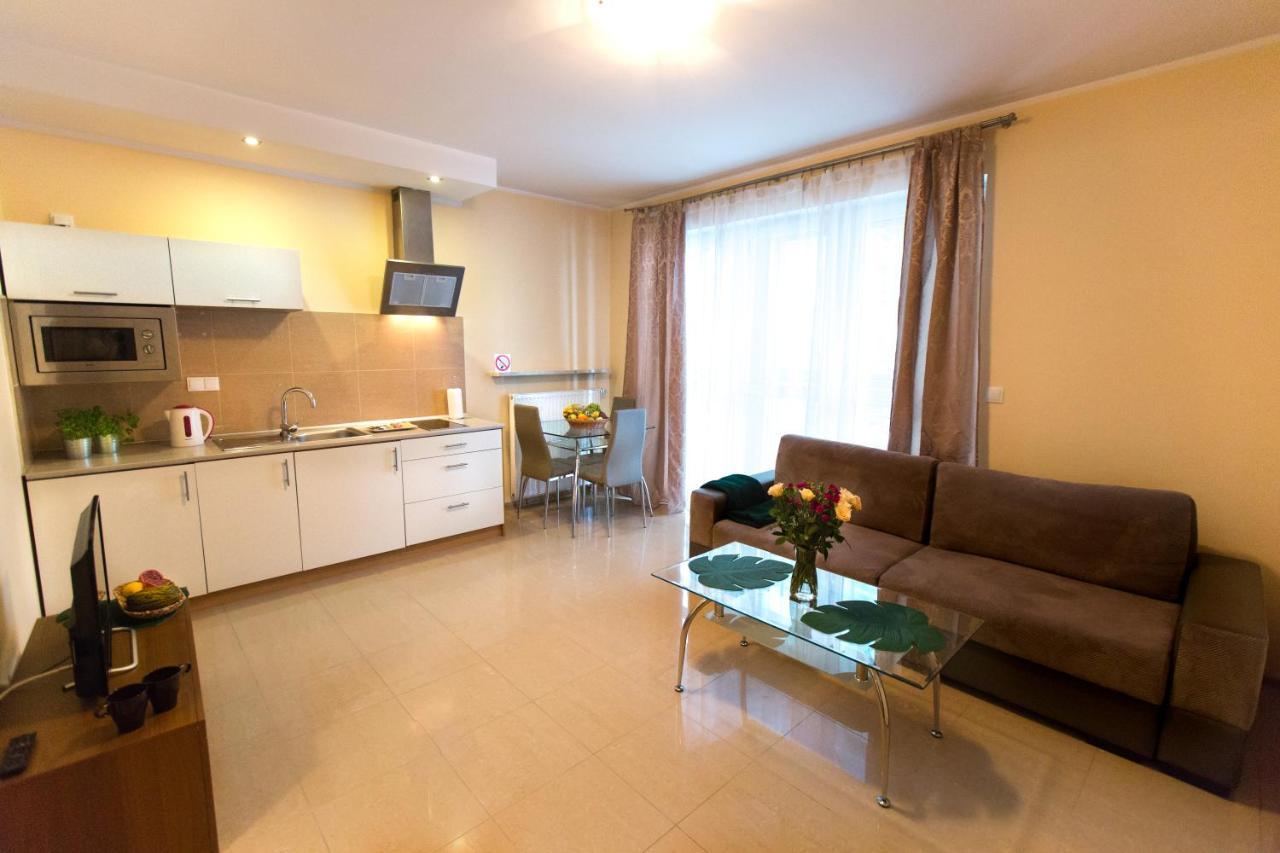 Pcd Aparthotel Wola Warszawa Zewnętrze zdjęcie