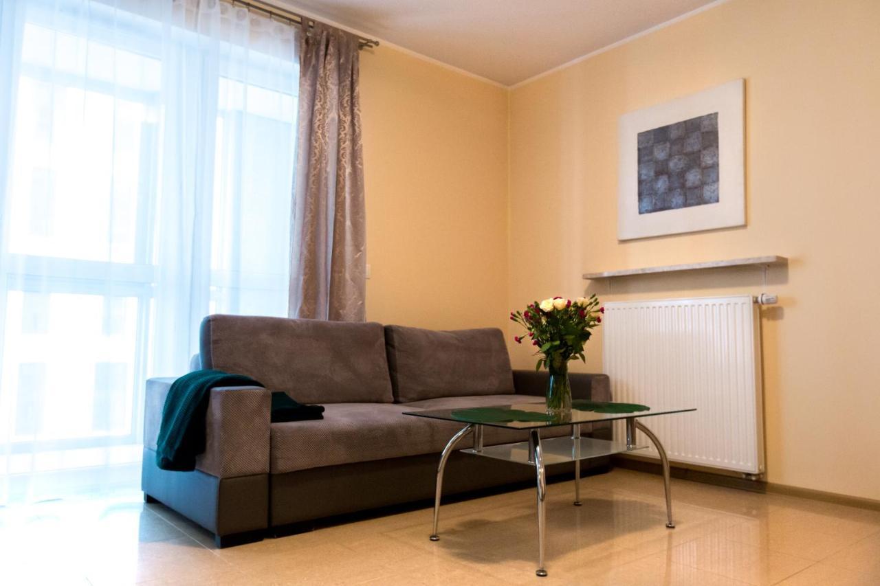 Pcd Aparthotel Wola Warszawa Zewnętrze zdjęcie