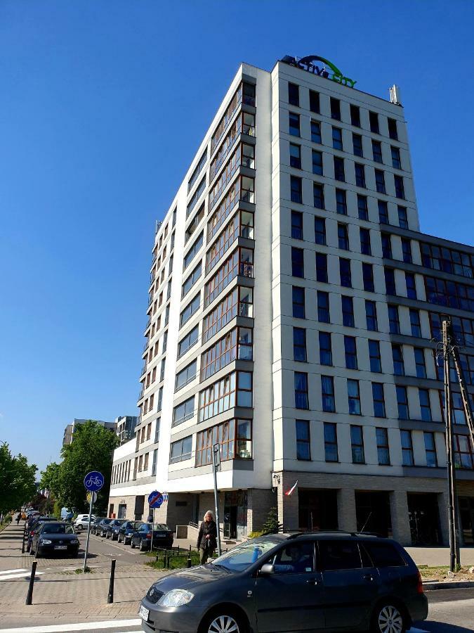 Pcd Aparthotel Wola Warszawa Zewnętrze zdjęcie